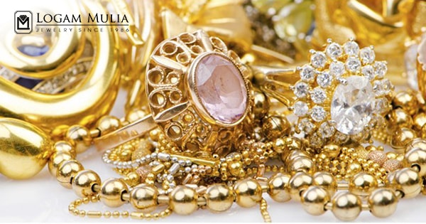 Makna Tersembunyi dari Sebuah Perhiasan