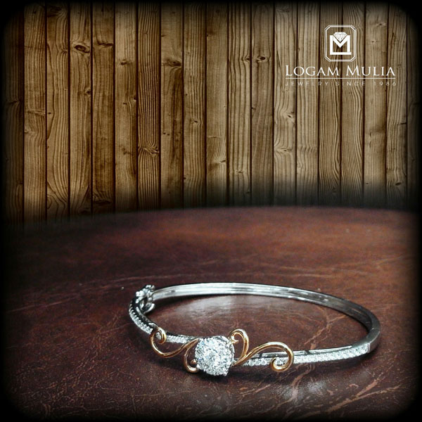 Tips Membeli Gelang Berlian Di Toko Emas Secara Online