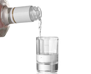 4. Vodka Membuat berlian lebih berkilau.