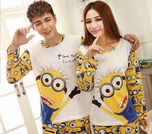 4. Baju Tidur Berpasangan