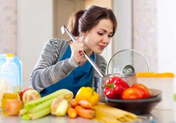 2. Makanan Kesukaan Ibu 