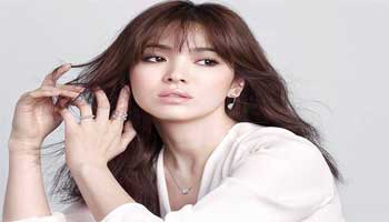 1. Memakai Perhiasan Sepanjang Waktu