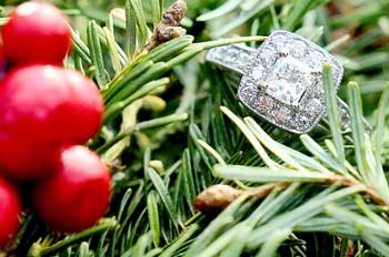 3. Meletakkan Perhiasan Sembarangan