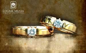 1. Cincin Tunangan Model Simple