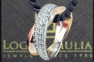 Cincin Bentuk Silang dengan Permata Cantik