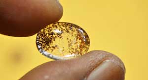 1. Batu Cincin Warna Putih