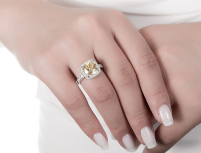 Selalu beri spasi untuk aksesoris lain