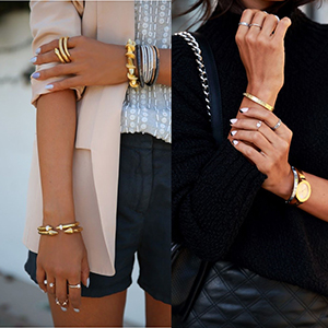 2. Mengkombinasikan gelang  dengan busana yang dikenakan