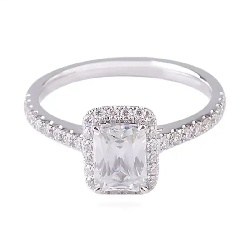 Pilih Berlian Bersertifikat