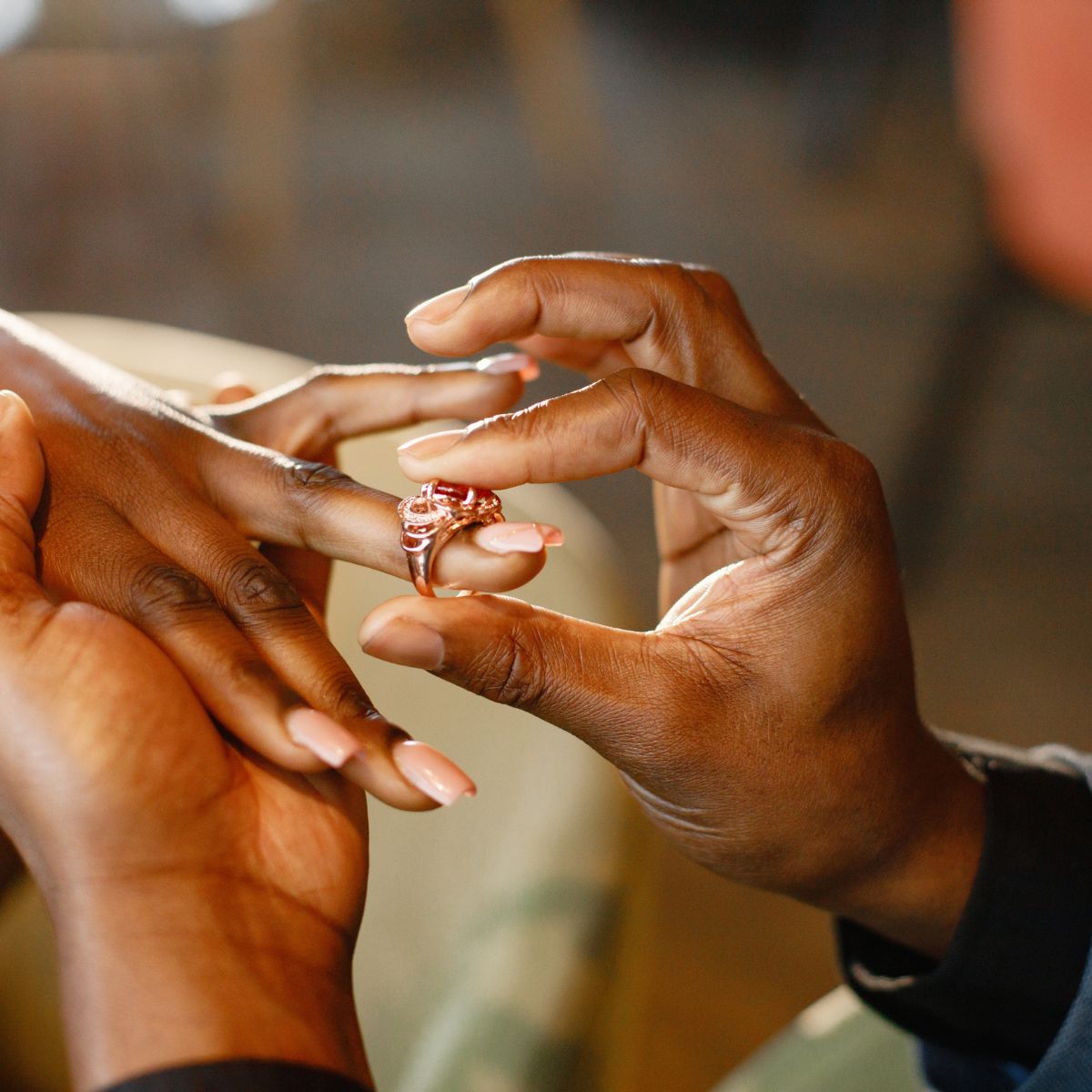 3. Desain Cincin Couple