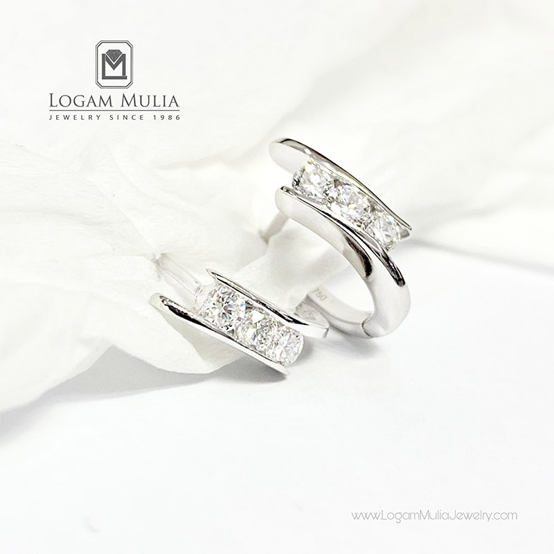 Anting-Anting Berlian Wanita PJA.E3815 TEE